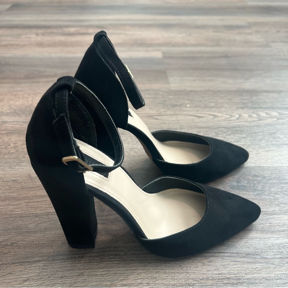 Forever 21 Black Faux Suede Ankle Strap Block Heel Casual Dress Shoes Size 7 - Picture 4 of 8